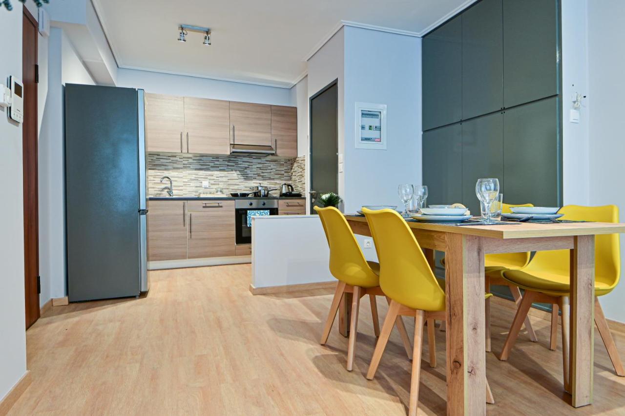 Beautiful New Apartment 5 Min From Piraeus Port ภายนอก รูปภาพ