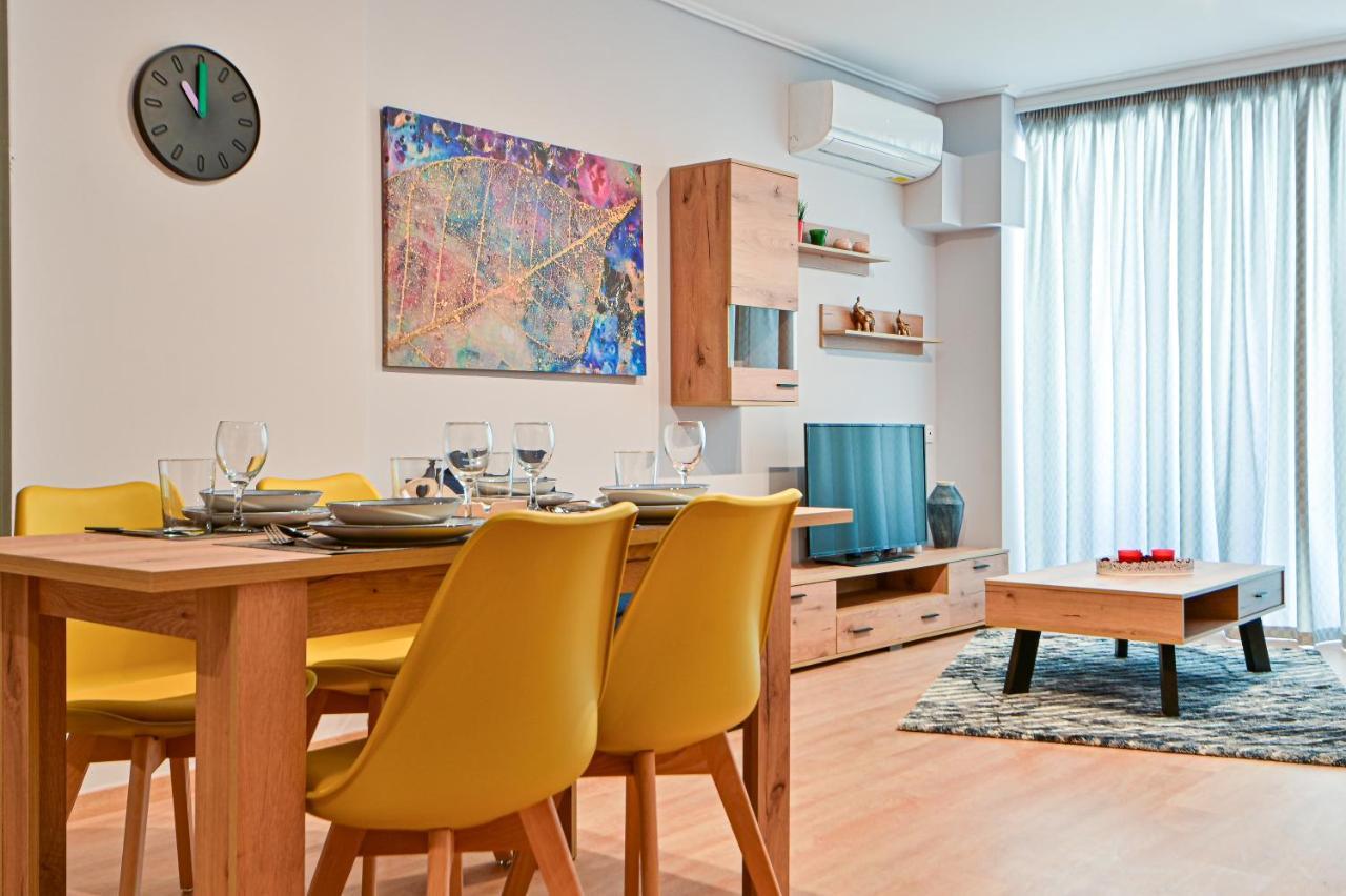 Beautiful New Apartment 5 Min From Piraeus Port ภายนอก รูปภาพ